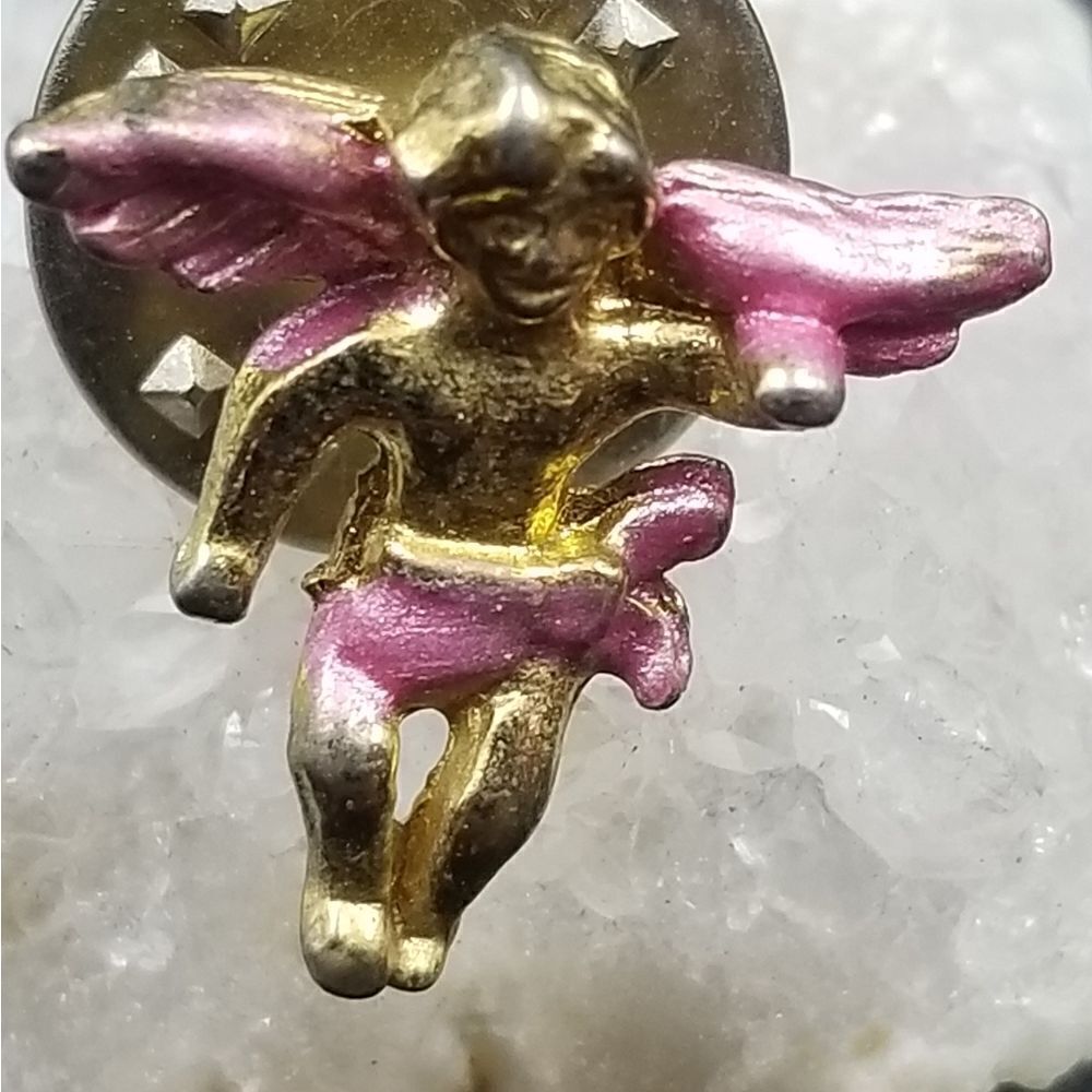 Pink cloth cherub angel pin. PI12